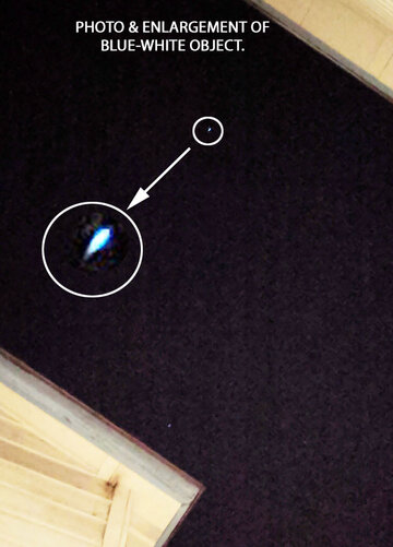 white-blue-object-photo.jpg white-blue-object-photo.jpg